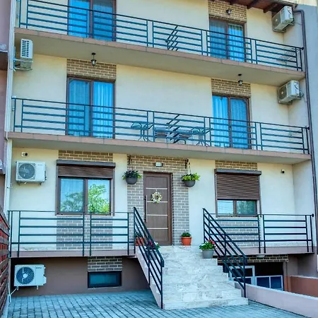 Casa Helena إيفوري نورد