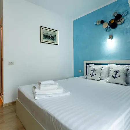 Casa Helena 3*