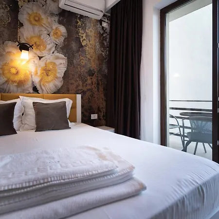 Casa Helena 3*