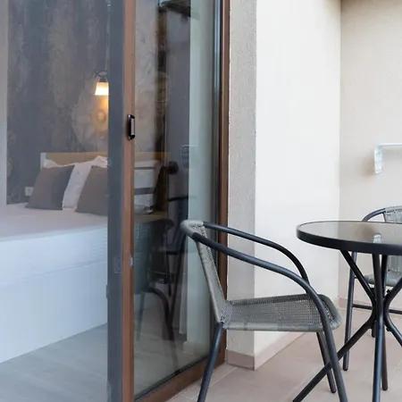 Casa Helena 3*