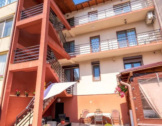 Casa Helena 招待所 3*